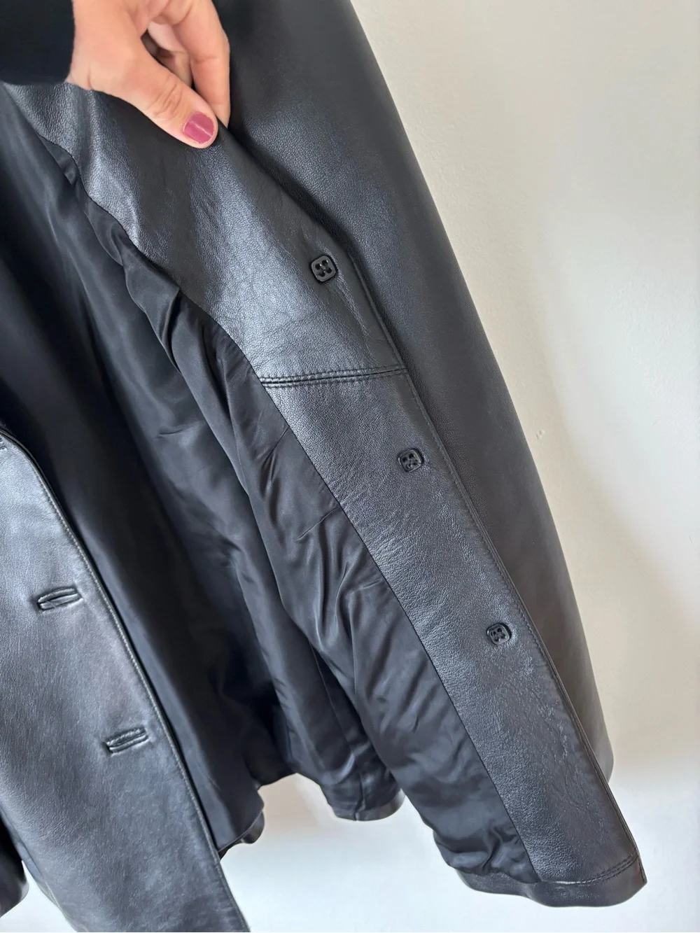 MINT - vintage y2k classic Women's Black Leather Button-Front Blazer Jacket - Picture 4 of 10